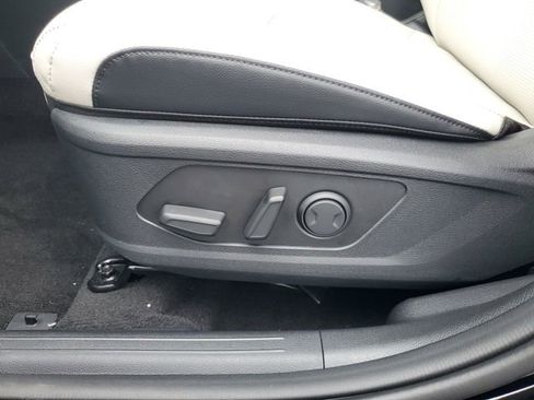 New 2026 Kia Sportage EX w/ EX Panorama Roof Package FWD image 15