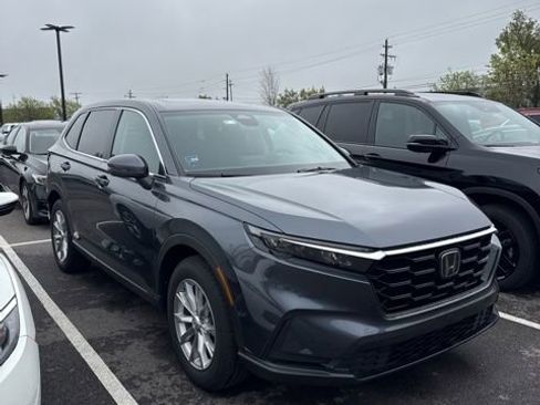 Used 2025 Honda CR-V EX image 2