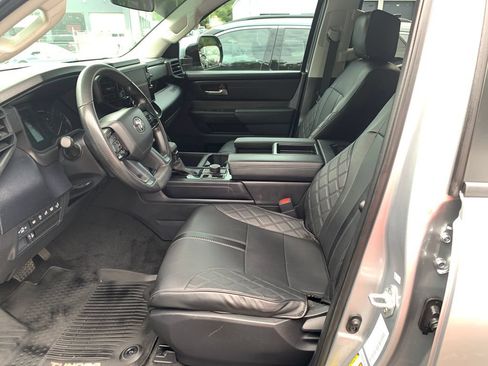 Used 2024 Toyota Tundra SR5 w/ SR5 Convenience Package AWD/4WD image 9