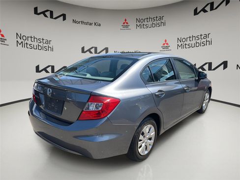 Used 2012 Honda Civic LX image 5