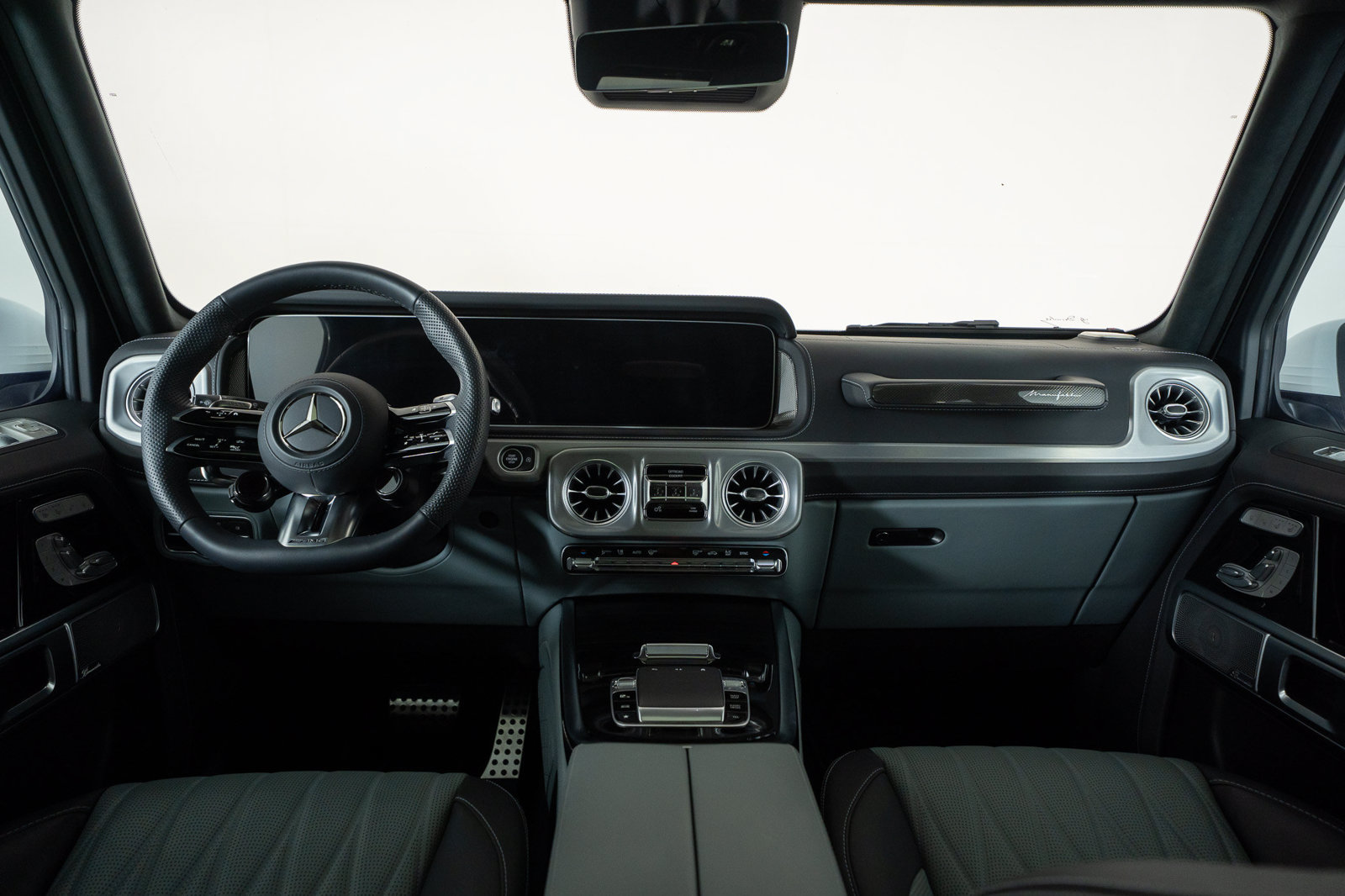 Used 2025 Mercedes-Benz G 63 AMG 4MATIC image 43