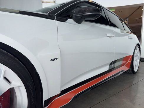 Used 2025 Audi RS 6 performance image 32