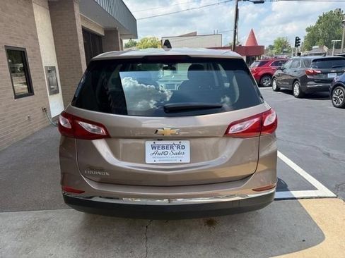 Used 2018 Chevrolet Equinox LS FWD image 6