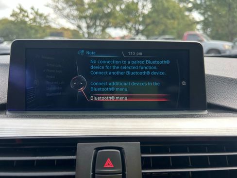 Used 2015 BMW M4 Convertible image 37