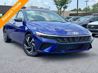 Used 2025 Hyundai Elantra Sport video 1