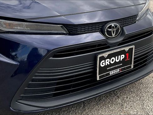 Used 2024 Toyota Corolla LE image 29