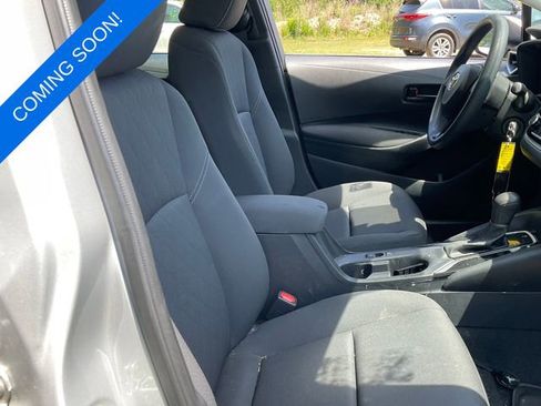 Used 2023 Toyota Corolla LE FWD image 4