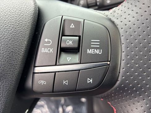 Used 2024 Ford Escape ST-Line w/ Tech Pack #1 image 32