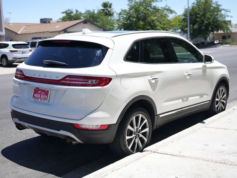 Used 2019 Lincoln MKC Reserve w/ MKC Technology Package FWD image 11
