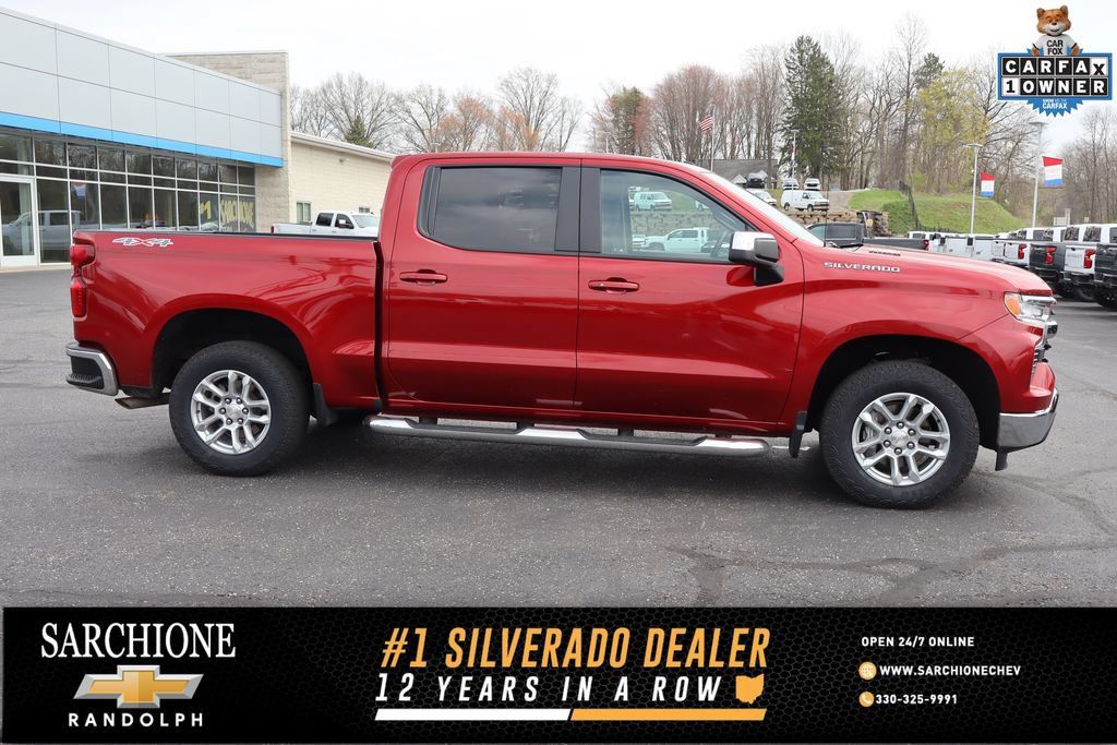 Used 2023 Chevrolet Silverado 1500 LT w/ Protection Package AWD/4WD image 1