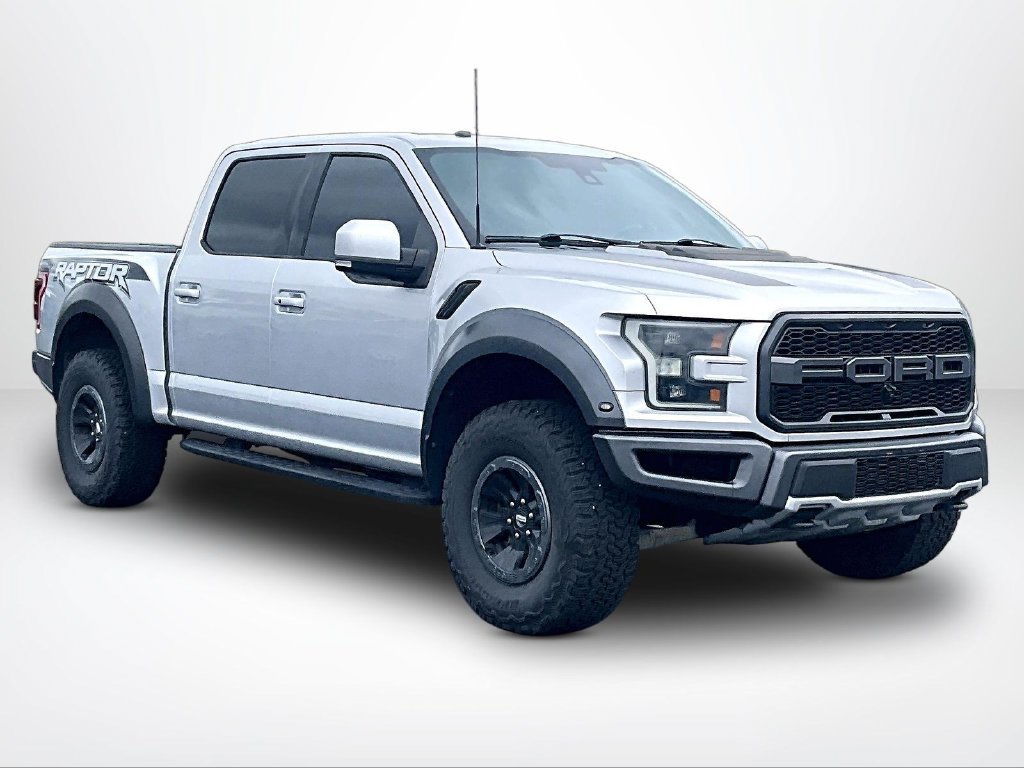 Used 2017 Ford F150 Raptor w/ Equipment Group 802A Luxury AWD/4WD image 12