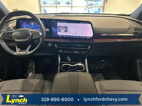 Used 2024 Chevrolet Traverse Z71 AWD/4WD image 8