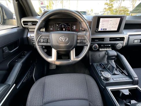 Used 2025 Toyota 4Runner SR5 image 5