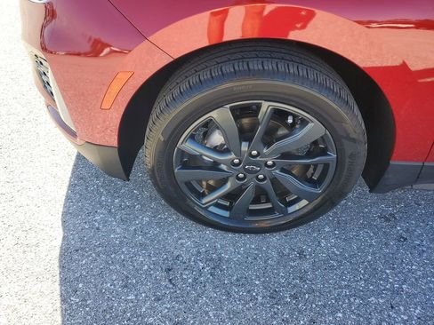 Used 2023 Chevrolet Equinox RS image 18