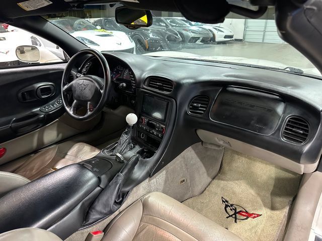 Used 2002 Chevrolet Corvette Convertible w/ Preferred Equipment Group2 RWD image 5