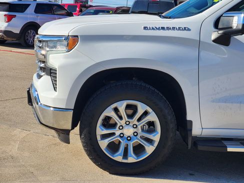 Used 2023 Chevrolet Silverado 1500 LTZ image 10