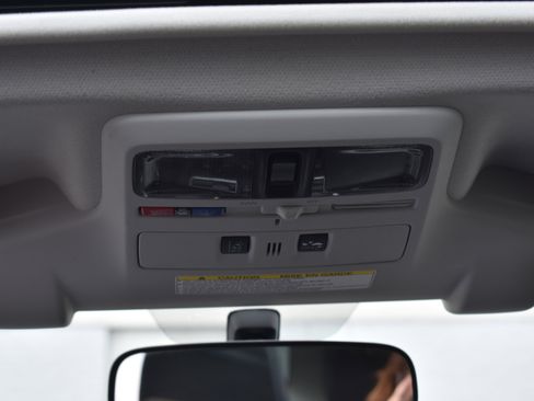 Used 2017 Subaru Forester 2.5i Premium image 30