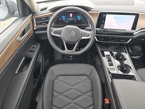 New 2026 Volkswagen Atlas SE image 20