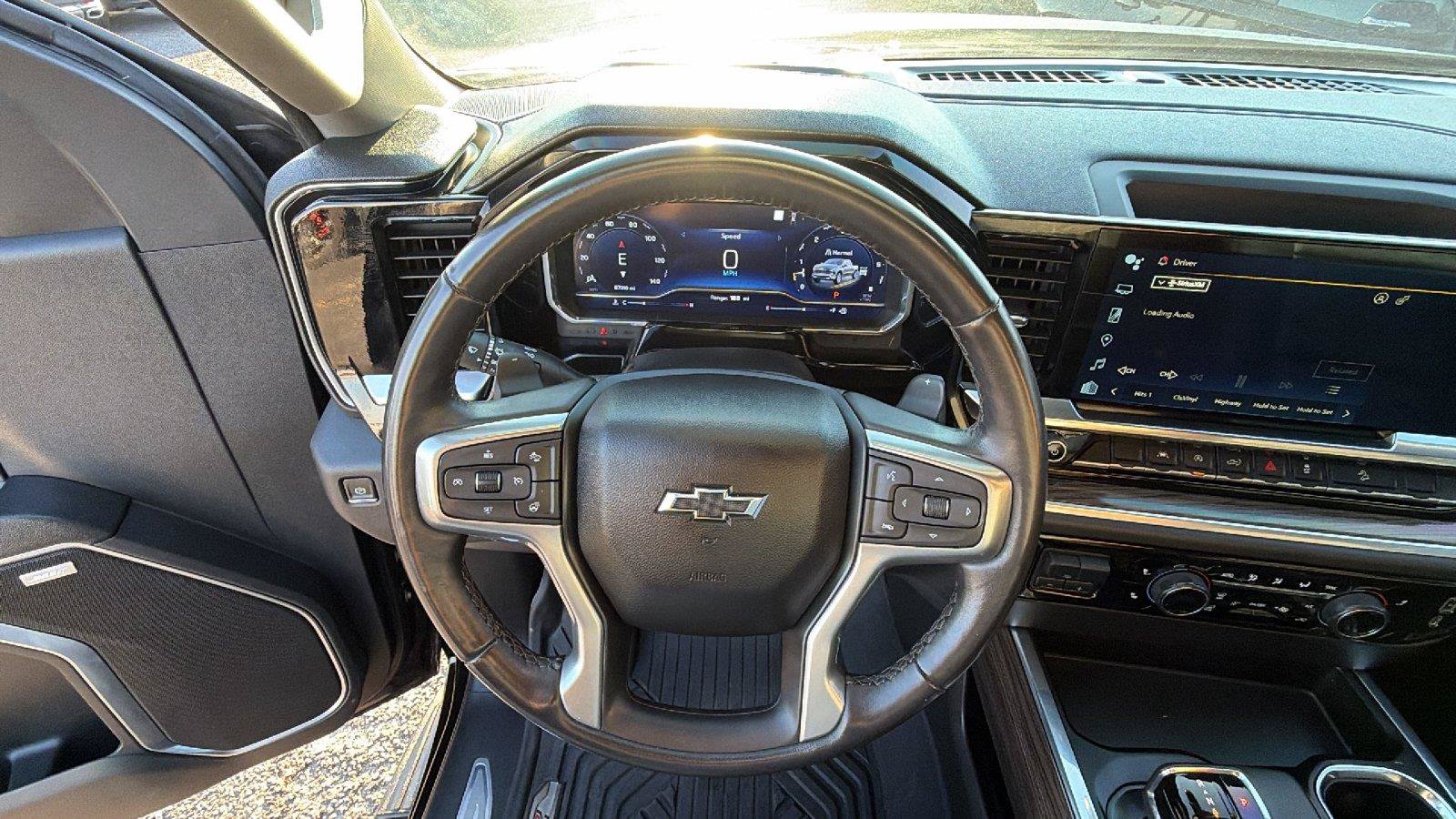 Used 2022 Chevrolet Silverado 1500 RST AWD/4WD image 25