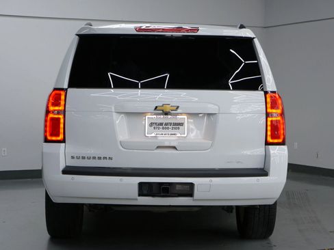 Used 2020 Chevrolet Suburban LT w/ Max Trailering Package image 5
