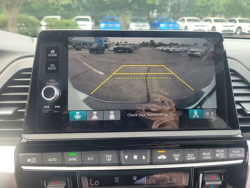 New 2025 Honda Odyssey EX-L image 23