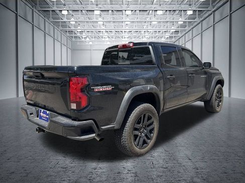 Certified 2025 Chevrolet Colorado Trail Boss AWD/4WD image 5
