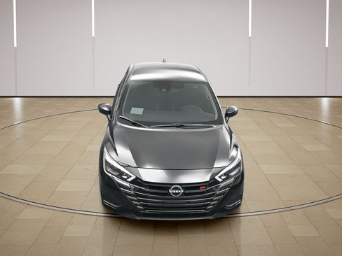Certified 2025 Nissan Versa SR w/ Trunk Package FWD image 29
