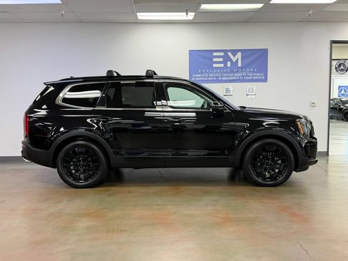 Used 2021 Kia Telluride EX w/ EX Premium Package AWD/4WD image 4