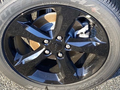 New 2025 Jeep Grand Cherokee Laredo image 6