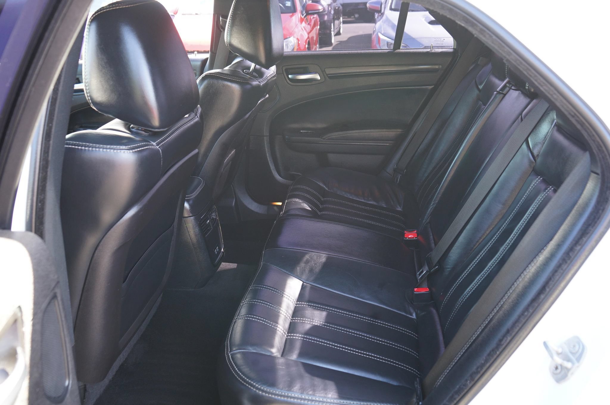 Used 2015 Chrysler 300 S RWD image 14