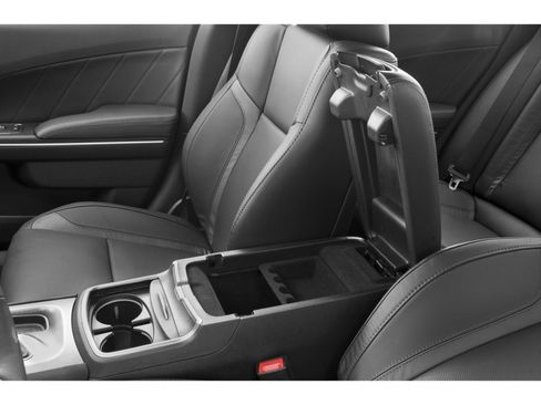 Used 2018 Dodge Charger R/T image 8