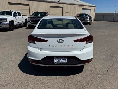 Used 2019 Hyundai Elantra SE FWD image 8