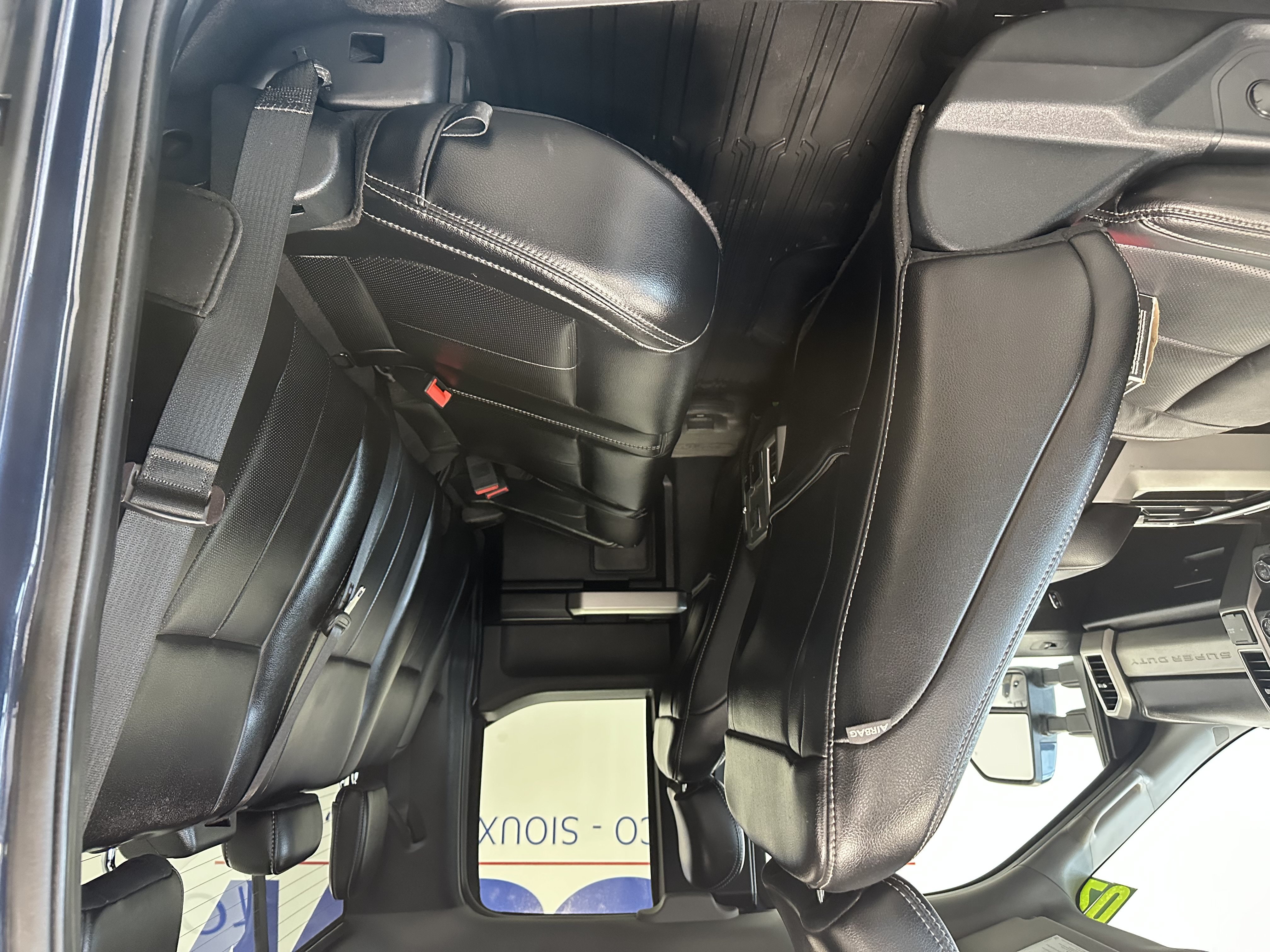 Used 2020 Ford F350 Lariat w/ Lariat Value Package AWD/4WD image 13