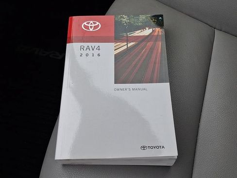 Used 2016 Toyota RAV4 Limited AWD/4WD image 26