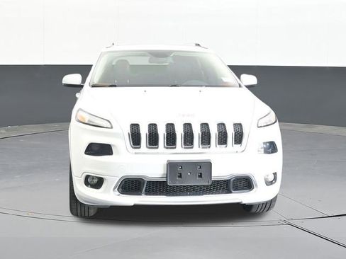 Used 2018 Jeep Cherokee Overland AWD/4WD image 23