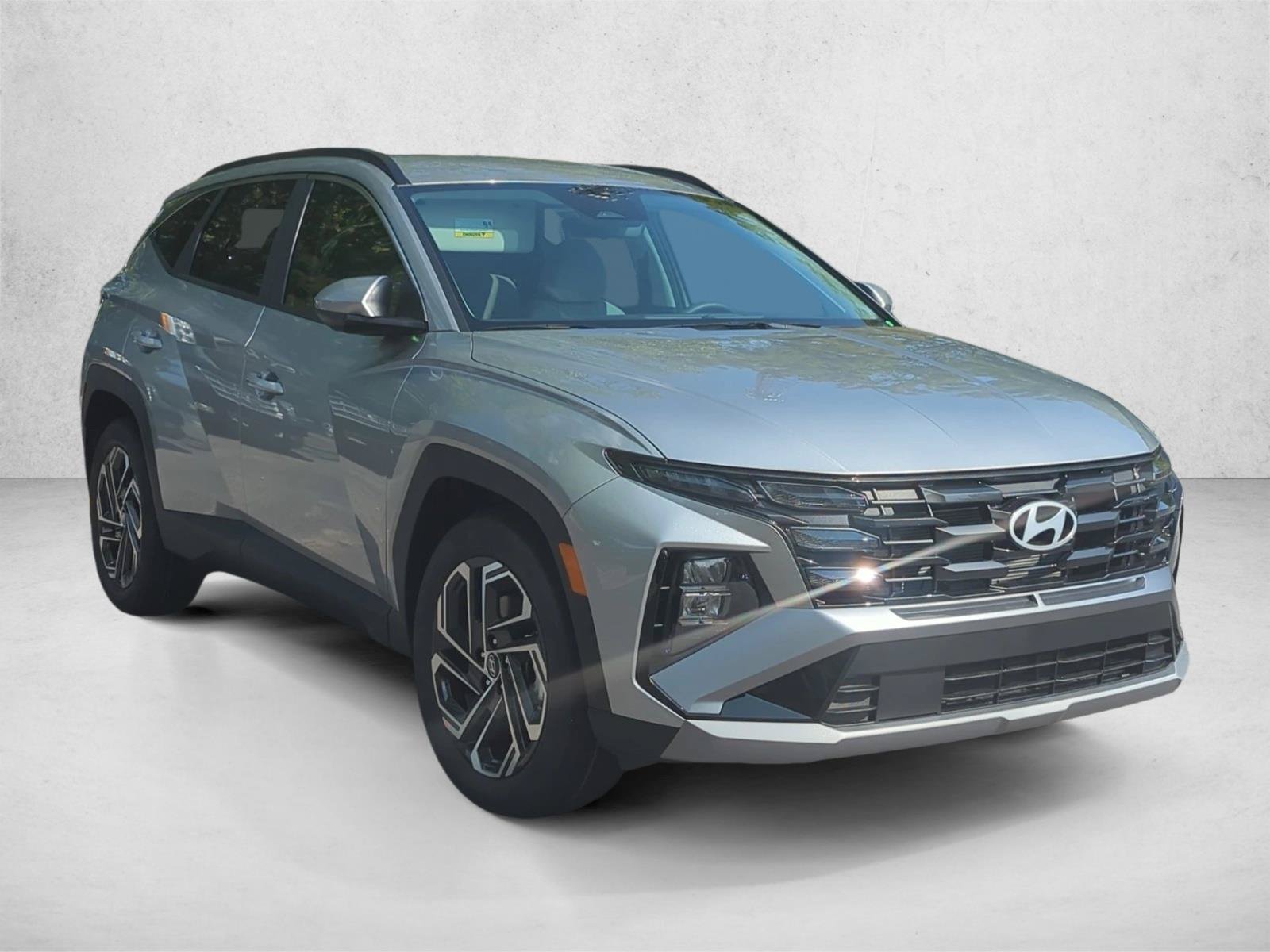 New 2026 Hyundai Tucson SEL Plus FWD image 3