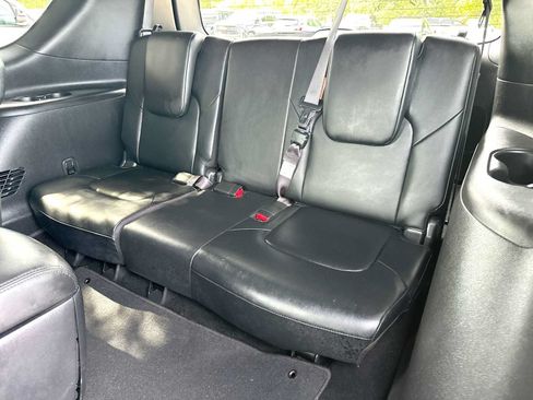 Used 2024 Nissan Armada SL w/ Midnight Edition Package RWD image 19
