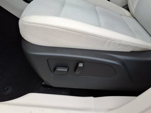 Used 2023 Buick Envision Preferred FWD image 14