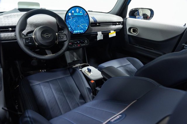 New 2027 MINI Cooper 4-Door Hardtop FWD image 17