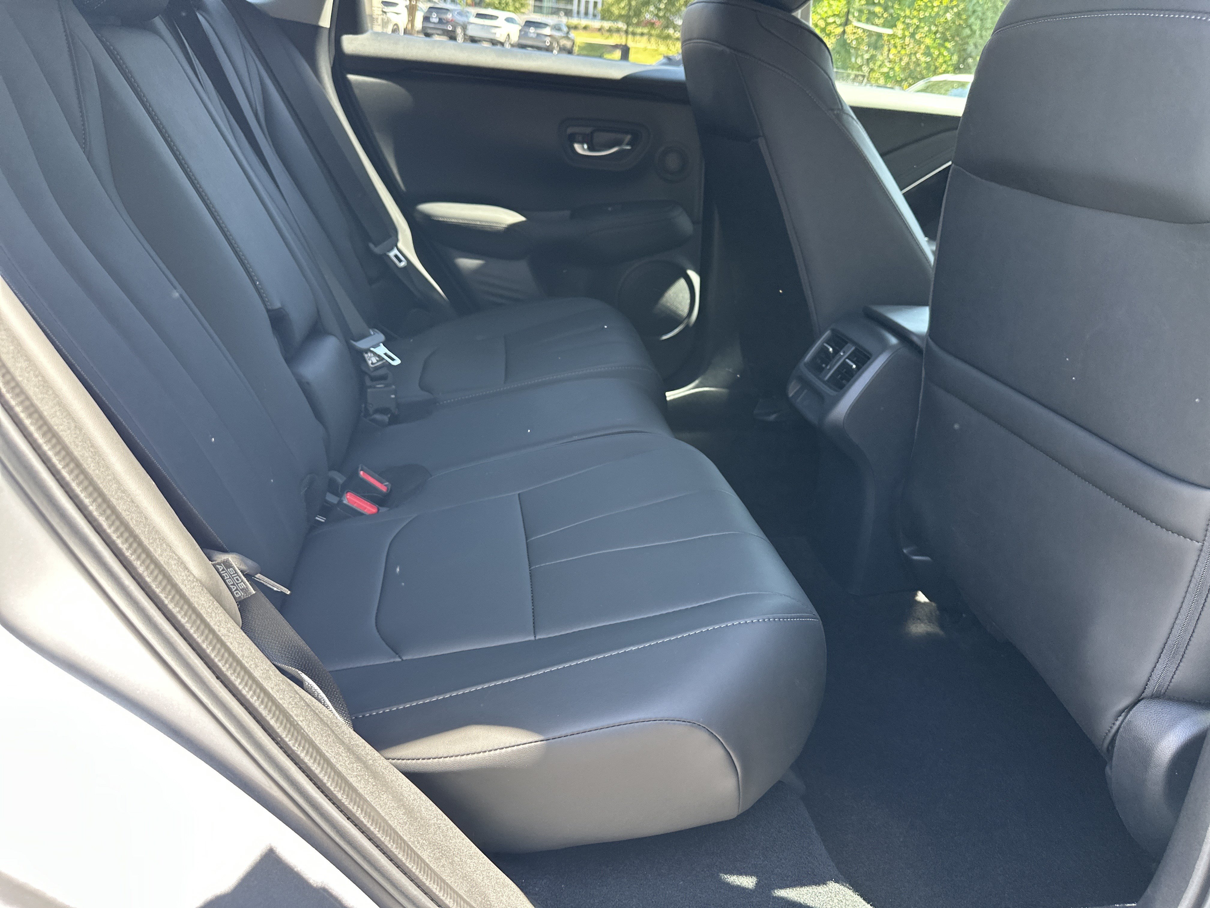 Certified 2025 Acura ADX FWD image 17
