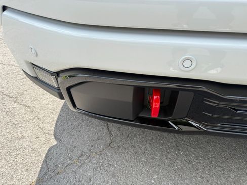 Used 2024 GMC Sierra 1500 AT4 w/ Technology Package image 52