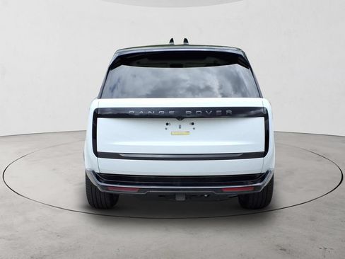 Used 2025 Land Rover Range Rover SE AWD/4WD image 6