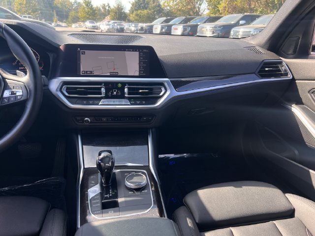 Used 2020 BMW 330i Sedan w/ Convenience Package RWD image 15
