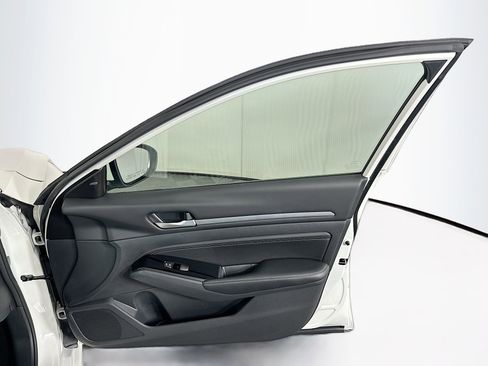 Used 2023 Nissan Altima 2.5 SL image 31