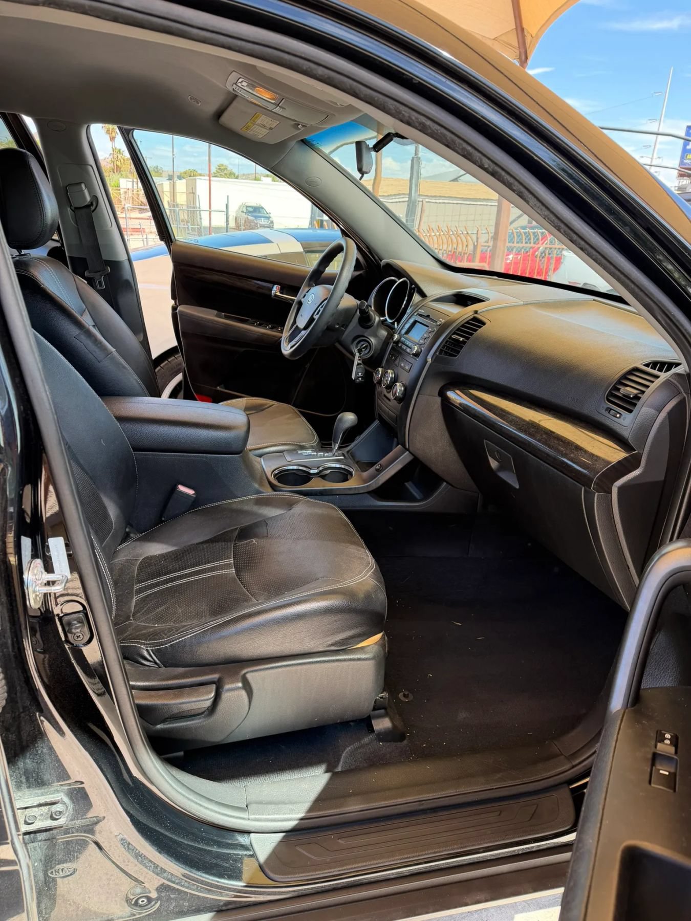 Used 2012 Kia Sorento FWD image 11