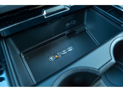 New 2026 GMC Yukon AT4 Ultimate w/ LPO, Floor Liner Package AWD/4WD image 27