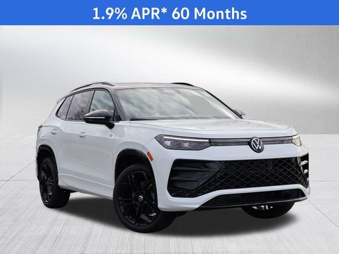 New 2026 Volkswagen Tiguan SE R-Line AWD/4WD image 1