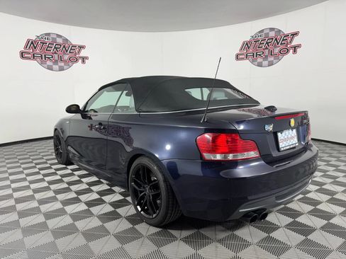 Used 2009 BMW 135i Convertible image 10