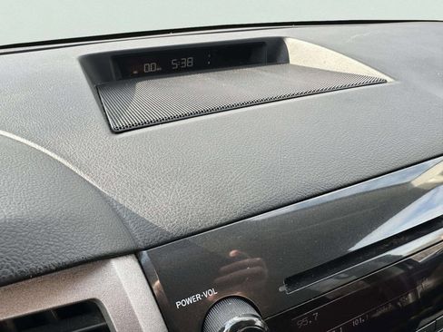 Used 2012 Toyota Tundra 4x4 Double Cab image 29