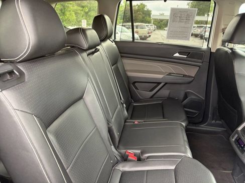 Certified 2023 Volkswagen Atlas SE FWD image 29